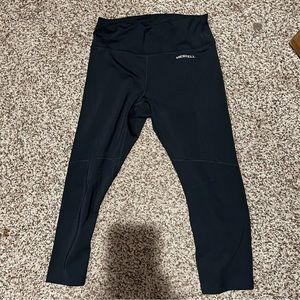 NWOT Merrell cropped leggings